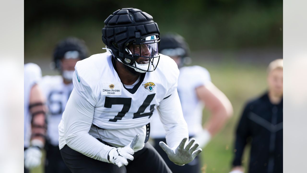 Jacksonville Jaguars tackle Cam Robinson faces PED suspension 