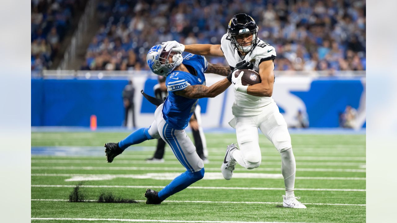 Jacksonville Jaguars tight end Gerrit Prince (86) gets set on offense  against the Detroit Lions during an NFL pre-season football game, Saturday,  Aug. 19, 2023, in Detroit. (AP Photo/Rick Osentoski Stock Photo 