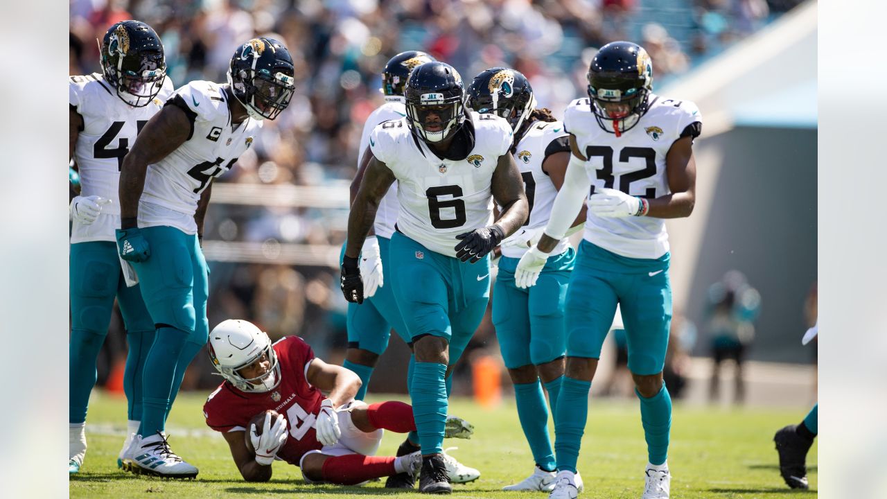 Jaguars take the lead, but Cardinals come back to win 31-19