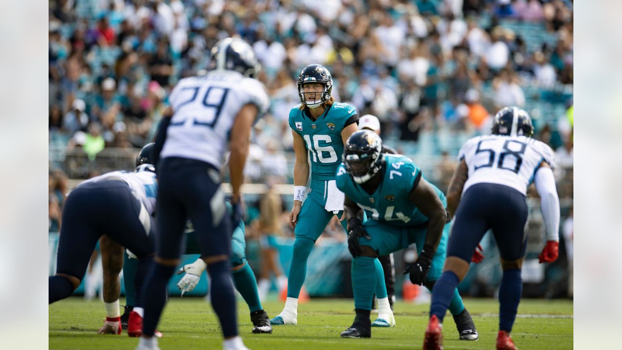 Tennessee Titans 37, Jacksonville Jaguars 19: Fourth-Down Execution Falters  as Jaguars Lose 20th Consecutive Game - Sports Illustrated Jacksonville  Jaguars News, Analysis and More