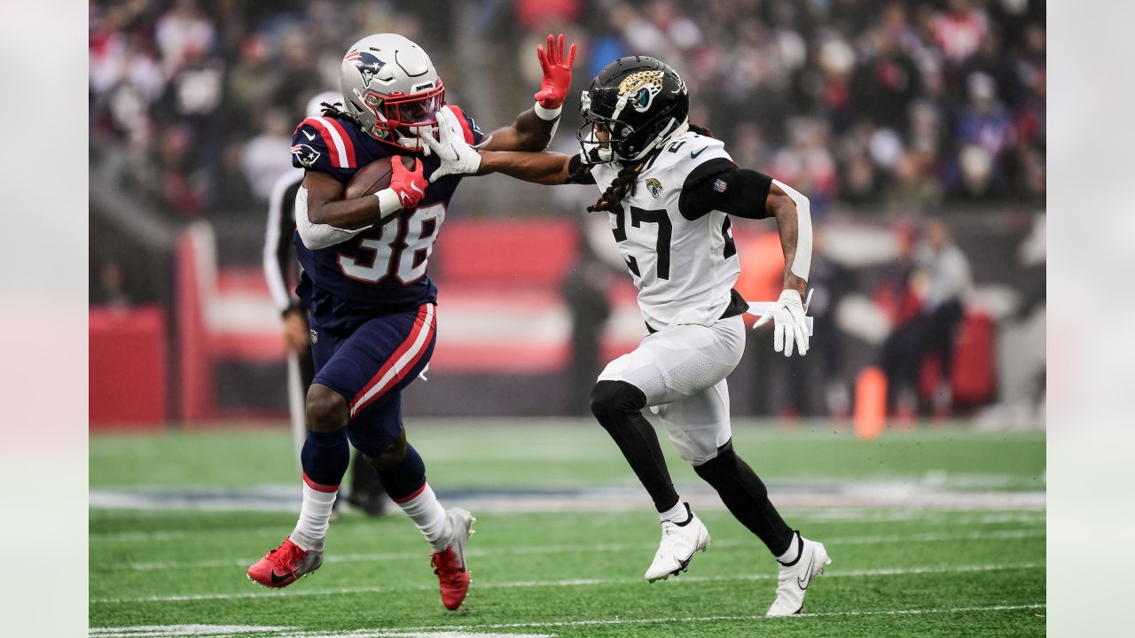 Patriots 50, Jaguars 10: New England Balks at Jacksonville's Attempts to  Compete - Sports Illustrated Jacksonville Jaguars News, Analysis and More