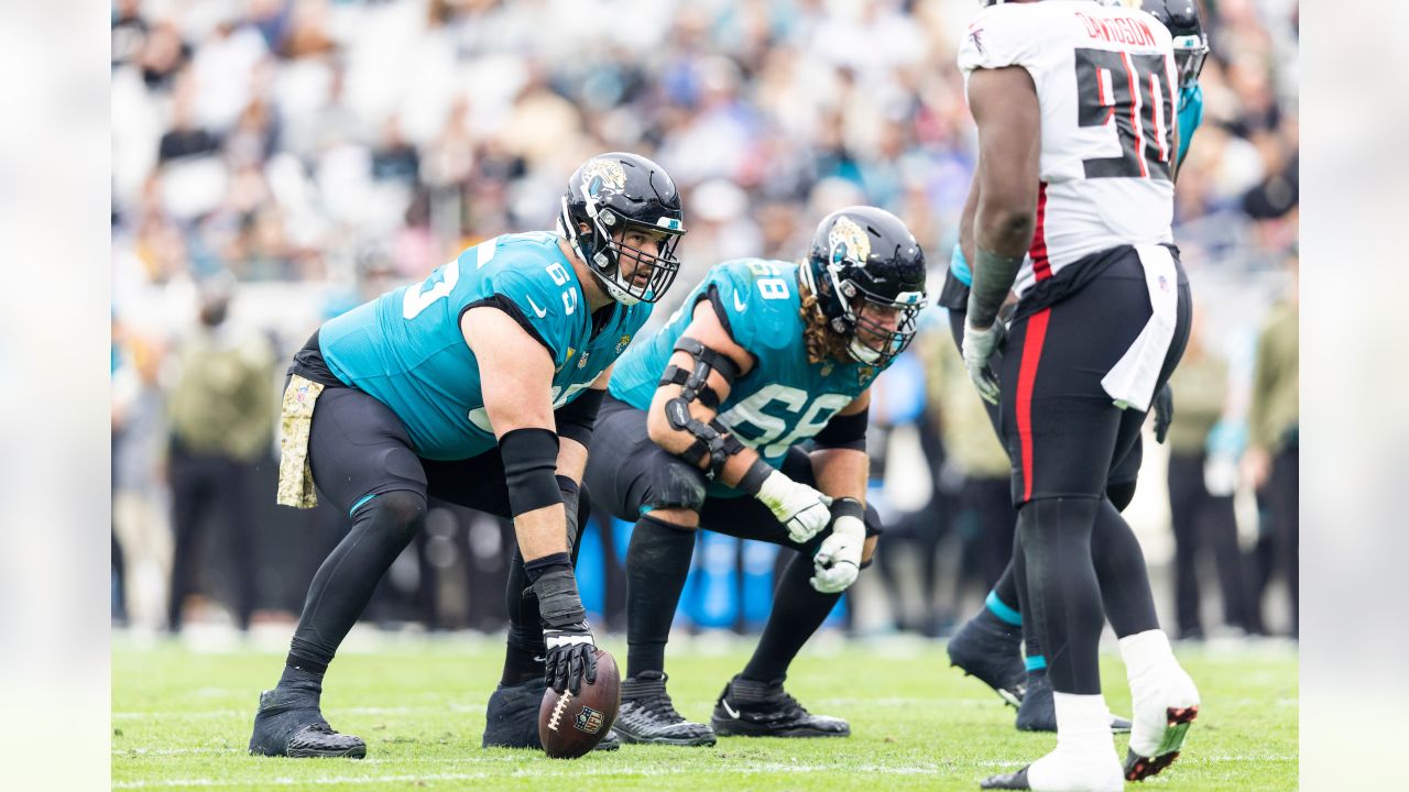 Jaguars center Brandon Linder retires after 8 seasons