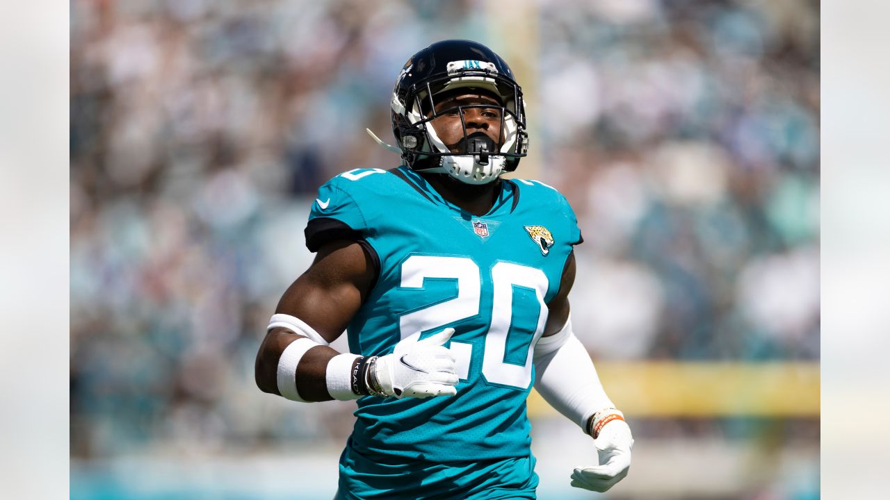 Tennessee Titans 37, Jacksonville Jaguars 19: Fourth-Down Execution Falters  as Jaguars Lose 20th Consecutive Game - Sports Illustrated Jacksonville  Jaguars News, Analysis and More