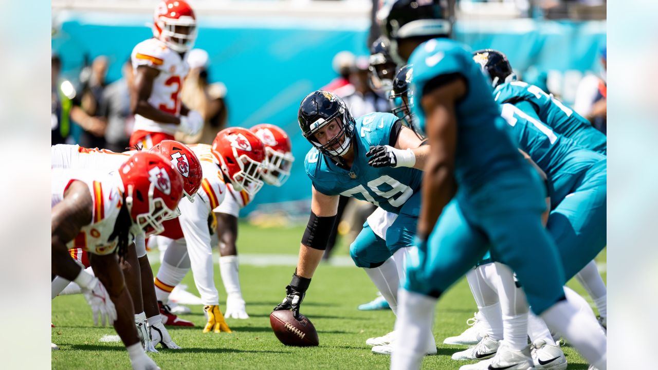 Jaguars' Brandon Scherff, Luke Fortner cleared from injury ahead of Chiefs  game