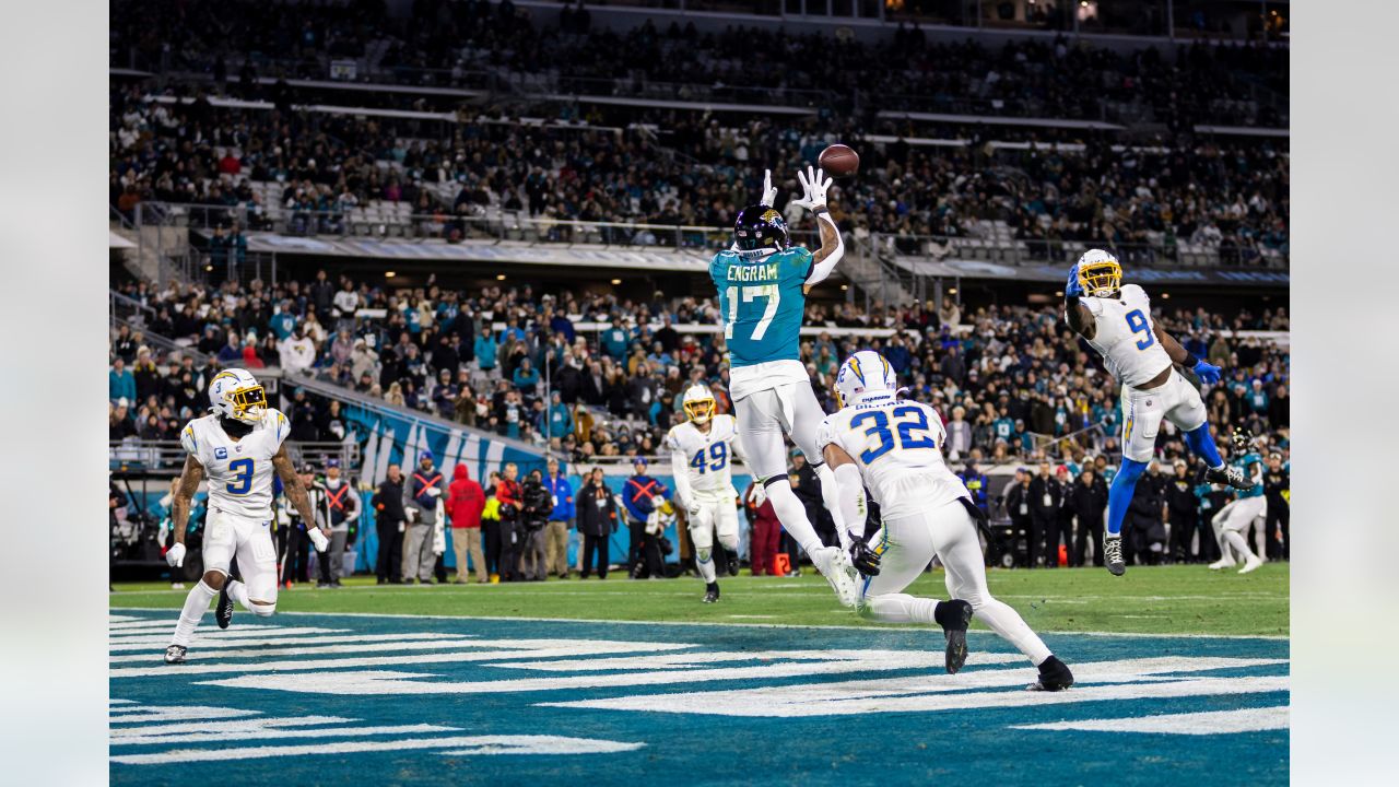 Jacksonville, Florida, USA. January 7, 2023: Jacksonville Jaguars wide  receiver JAMAL AGNEW (39) gets tackled after returning the ball during the  Jacksonville Jaguars vs Tennessee Titans NFL game at TIAA Bank Field