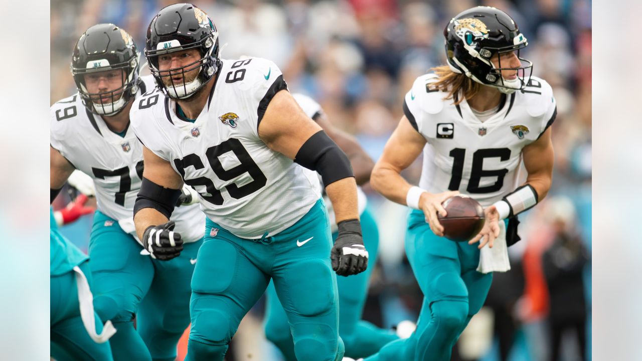 Jaguars Sign Veteran Offensive Lineman On Tuesday - The Spun: What's  Trending In The Sports World Today