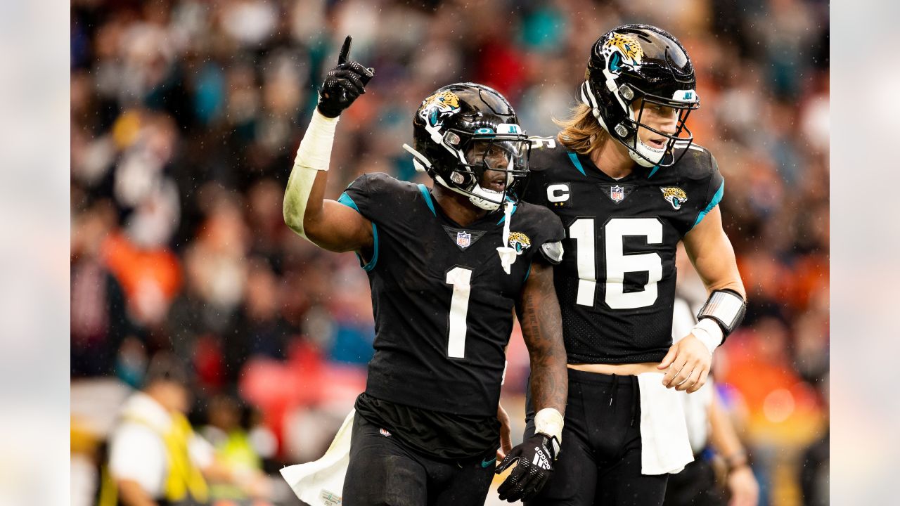 Denver Broncos 21, Jacksonville Jaguars 17: Game Balls - Sports Illustrated  Jacksonville Jaguars News, Analysis and More