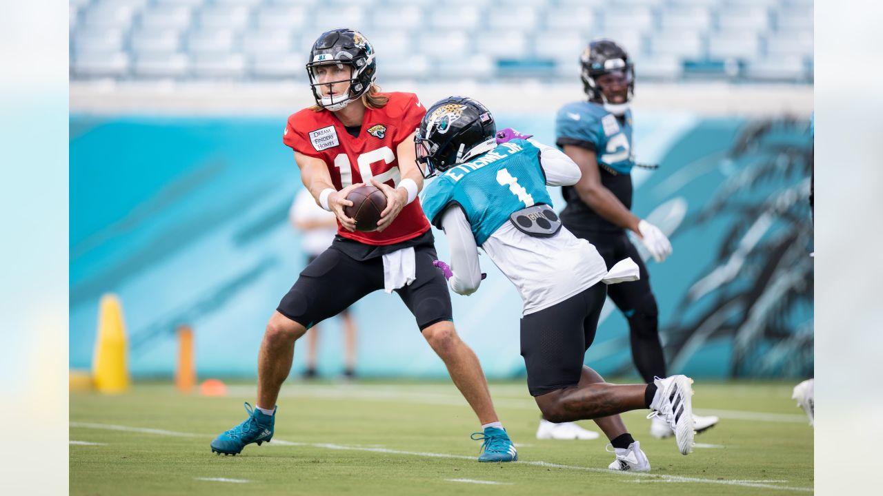 Watch Jacksonville Jaguars at WashingtonCommanders: Stream NFL