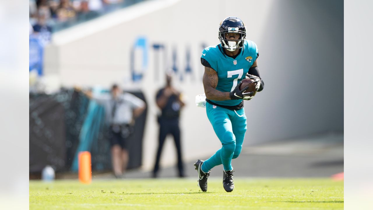 Tennessee Titans 37, Jacksonville Jaguars 19: Game Balls - Sports  Illustrated Jacksonville Jaguars News, Analysis and More