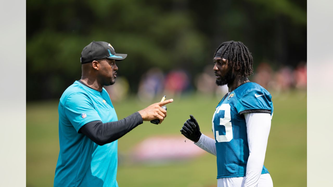 Jaguars' Devin Lloyd: Offseason gave me a chance to master the defense