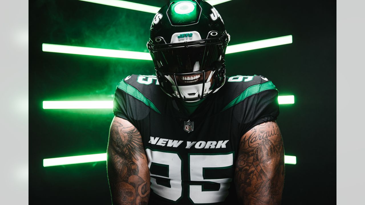 New York Jets safety Tony Adams (22) defends against the Atlanta Falcons  during a preseason NFL football game Monday, Aug. 22, 2022, in East  Rutherford, N.J. (AP Photo/Adam Hunger Stock Photo - Alamy