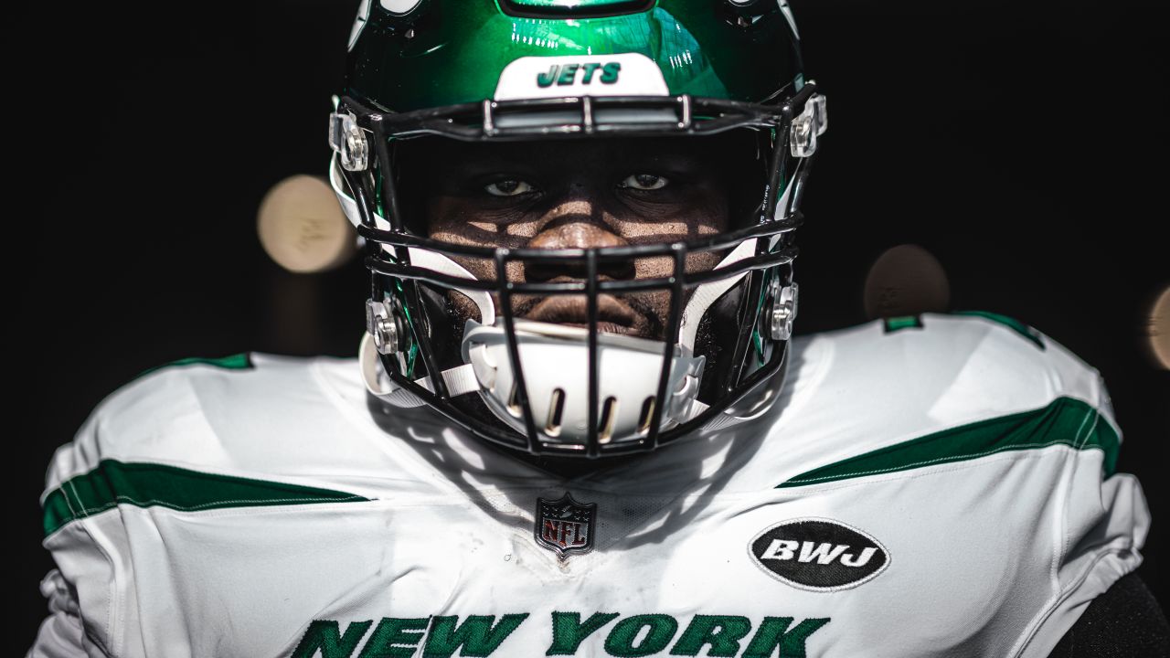 Greg Van Roten Rides a Season on the Jets' O-Line Roller-Coaster