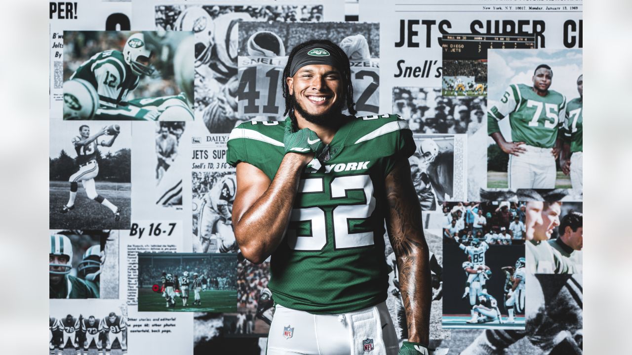 New York Jets guard Alijah Vera-Tucker (75) looks on during an NFL  pre-season football game against the New York Giants, Aug. 27, 2022, in  East Rutherford, N.J. Vera-Tucker had an impressive rookie