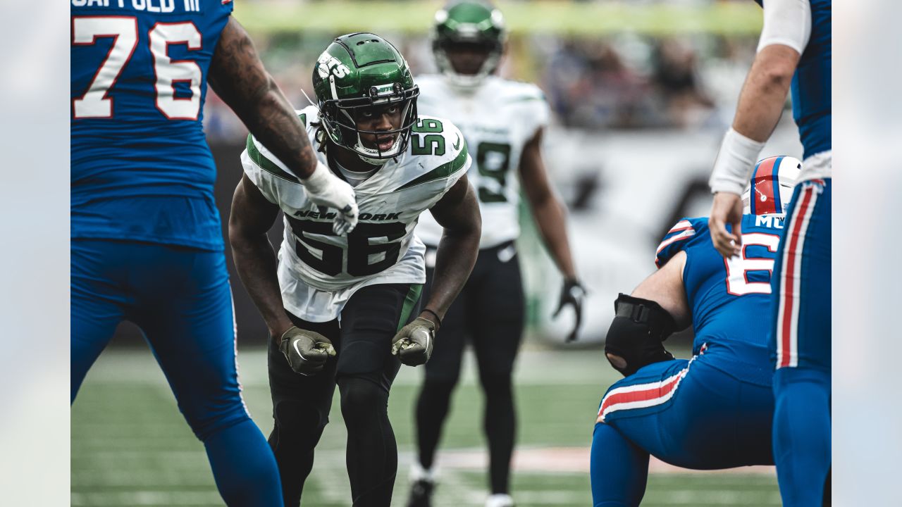 Jets' DE Bryce Huff Streaks into Regular Season