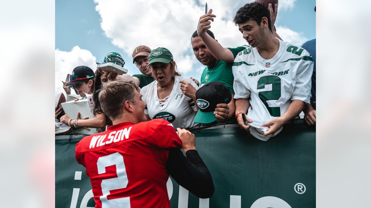 Jets' Week 1 Injury Report: Becton Misses Friday Practice, Two Others  Limited - Sports Illustrated New York Jets News, Analysis and More