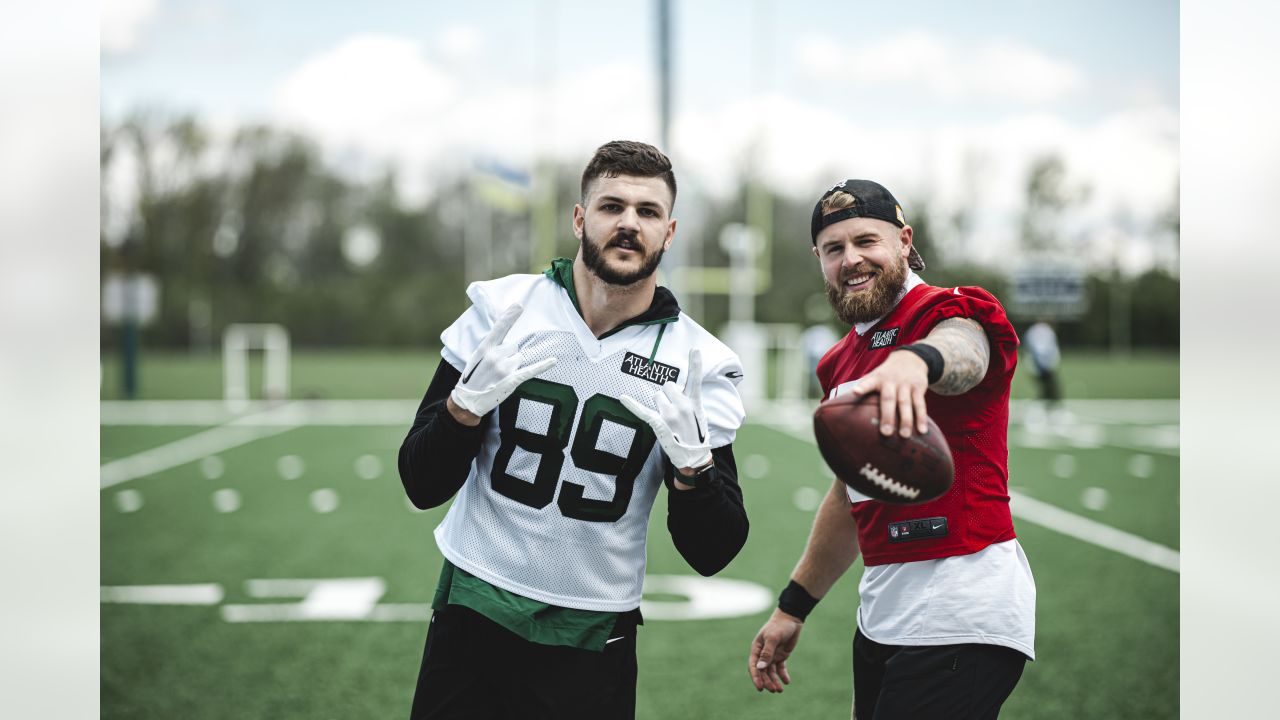 Jets' Tyler Conklin aims to become Aaron Rodgers' latest tight end success  story