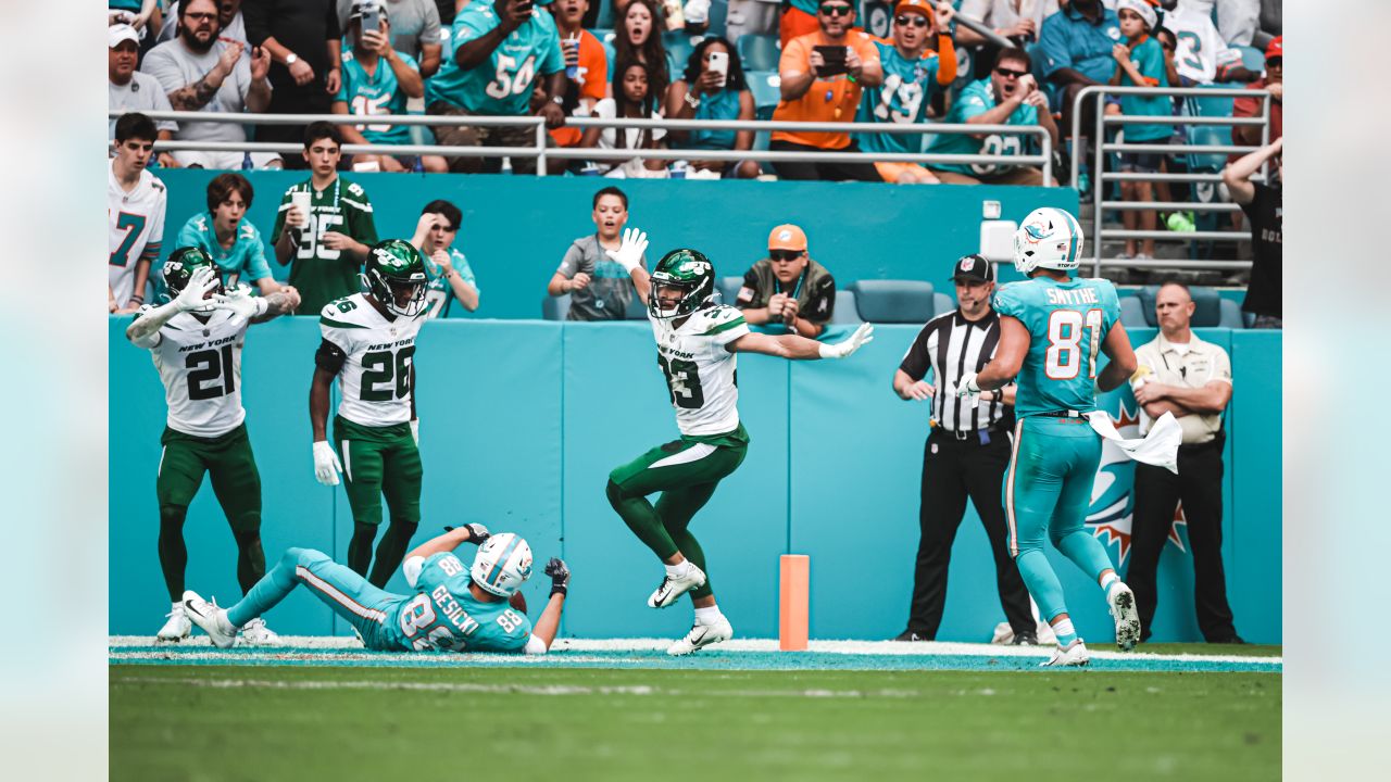 For Jets and Zach Wilson, a Tale of Two Halves in Miami