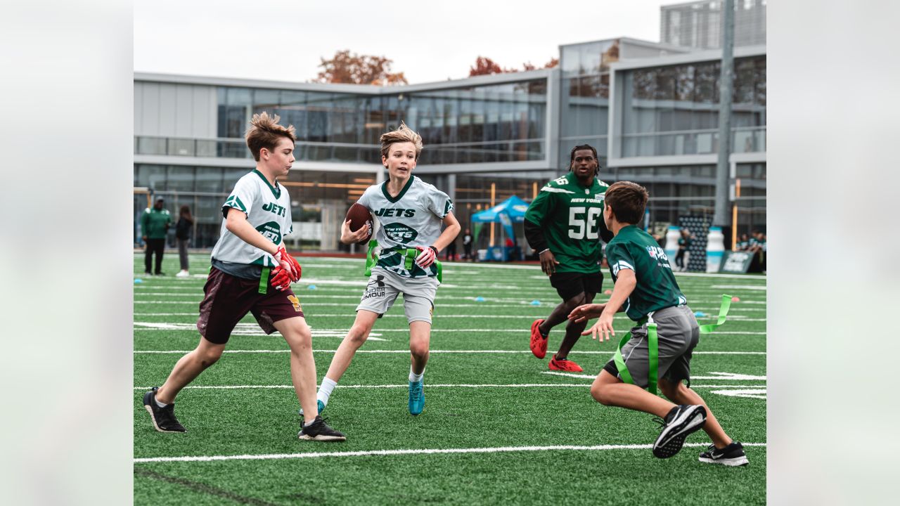 Gallery  Jets Players Get On the Field with Local Sixth Graders at Play 60 Flag  Football Event