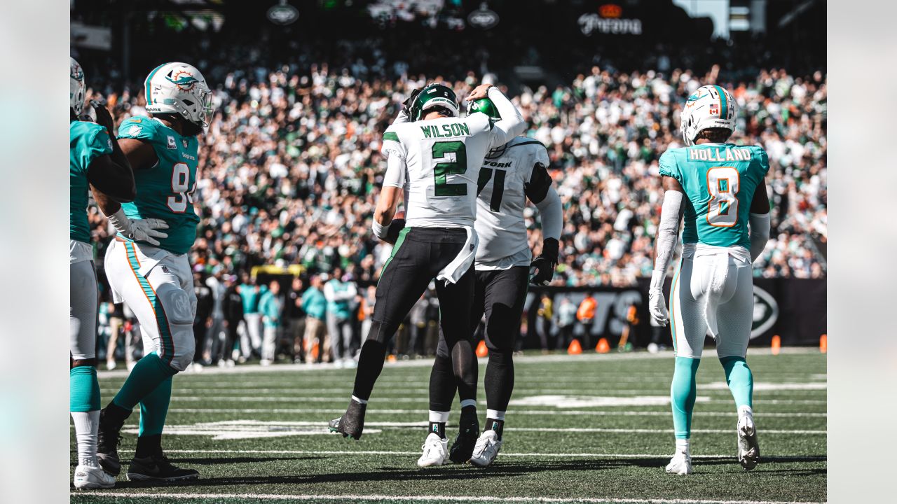 Jets-Dolphins Game Recap  Jets Shake Demons, Pull Away for 40-17