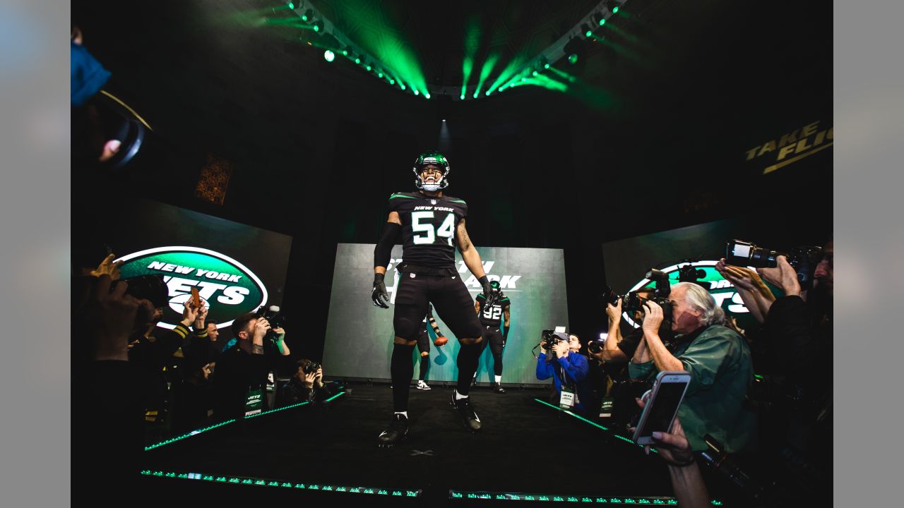 Jets Players' Takes on New Unis: 'Beautiful,' 'Crazy,' 'Amazing'