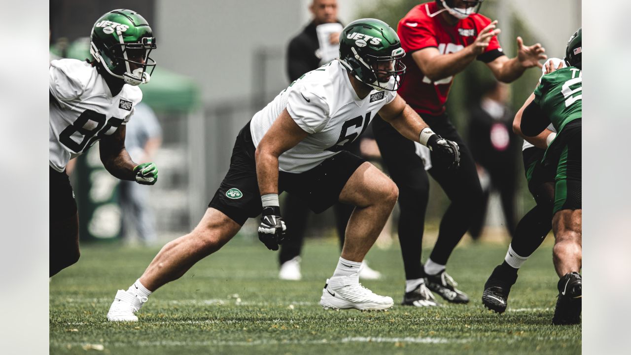 New York Jets safety Tony Adams (22) defends against the Atlanta Falcons  during a preseason NFL football game Monday, Aug. 22, 2022, in East  Rutherford, N.J. (AP Photo/Adam Hunger Stock Photo - Alamy