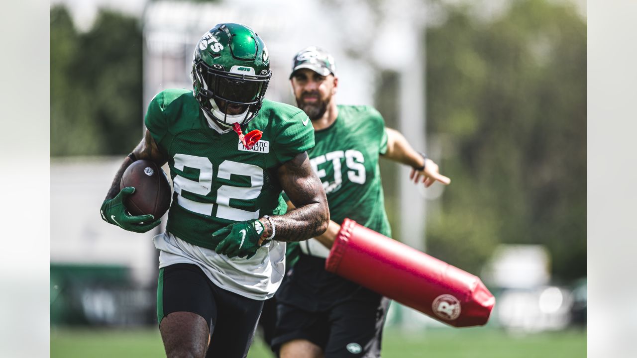 Jets CB 'Sauce' Gardner Impresses Teammates While Battling for