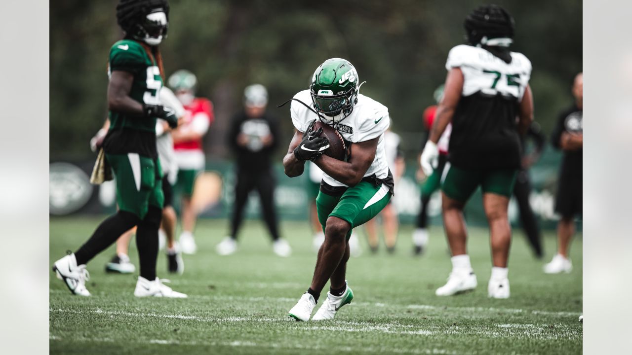 Jets rookie CB Michael Carter II has wowed Jeff Ulbrich early on