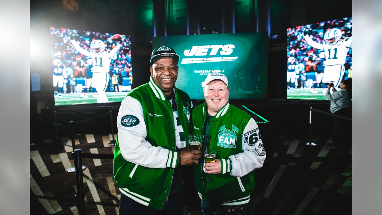 Jets Players' Takes on New Unis: 'Beautiful,' 'Crazy,' 'Amazing'