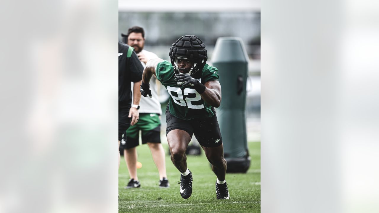 Jets' George Fant settling in at left tackle  Will O-line be prepared for  Patriots defensive front? 