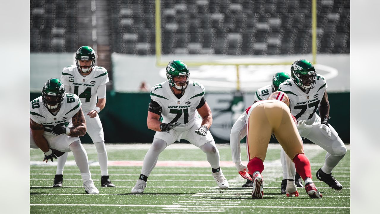 The New York Jets enjoyed further progress from two of their key young  offensive linemen, Joe Tippmann and Mekhi Becton. : r/nyjets