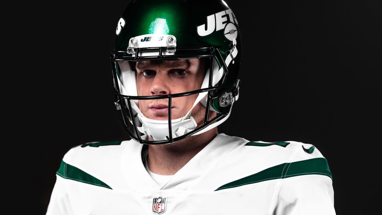 Take Flight: New Jets Uniforms Another Symbol of a New Era