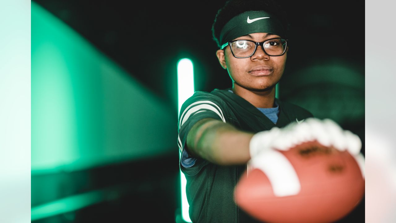 Jets and Nike Spearhead Expansion of Girls Flag Football League to