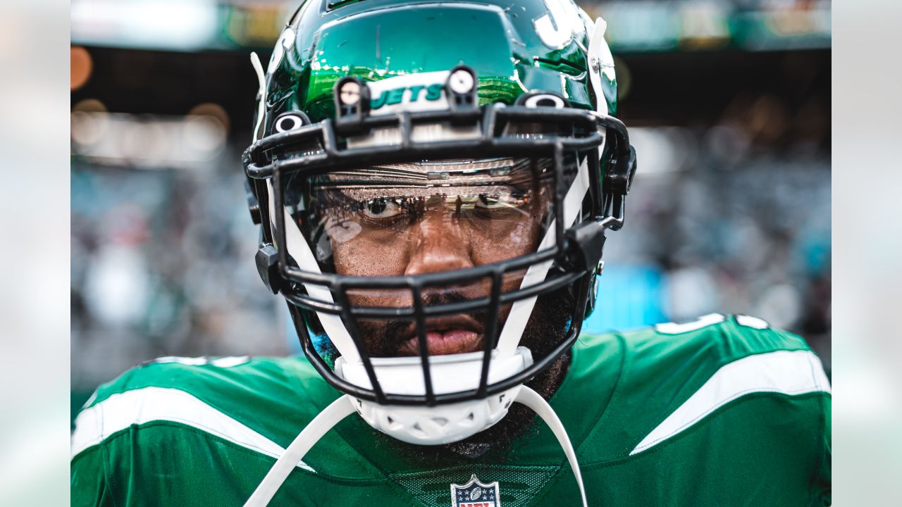 New York Jets safety Tony Adams (22) defends against the Atlanta Falcons  during a preseason NFL football game Monday, Aug. 22, 2022, in East  Rutherford, N.J. (AP Photo/Adam Hunger Stock Photo - Alamy