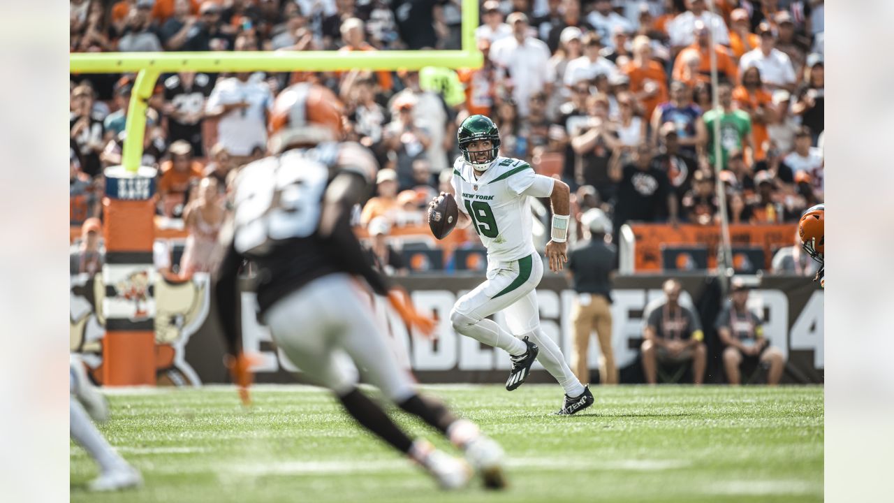 Game Recap  Jets Shock Browns with 13-Point Comeback in Last 2 Minutes for  31-30 Win