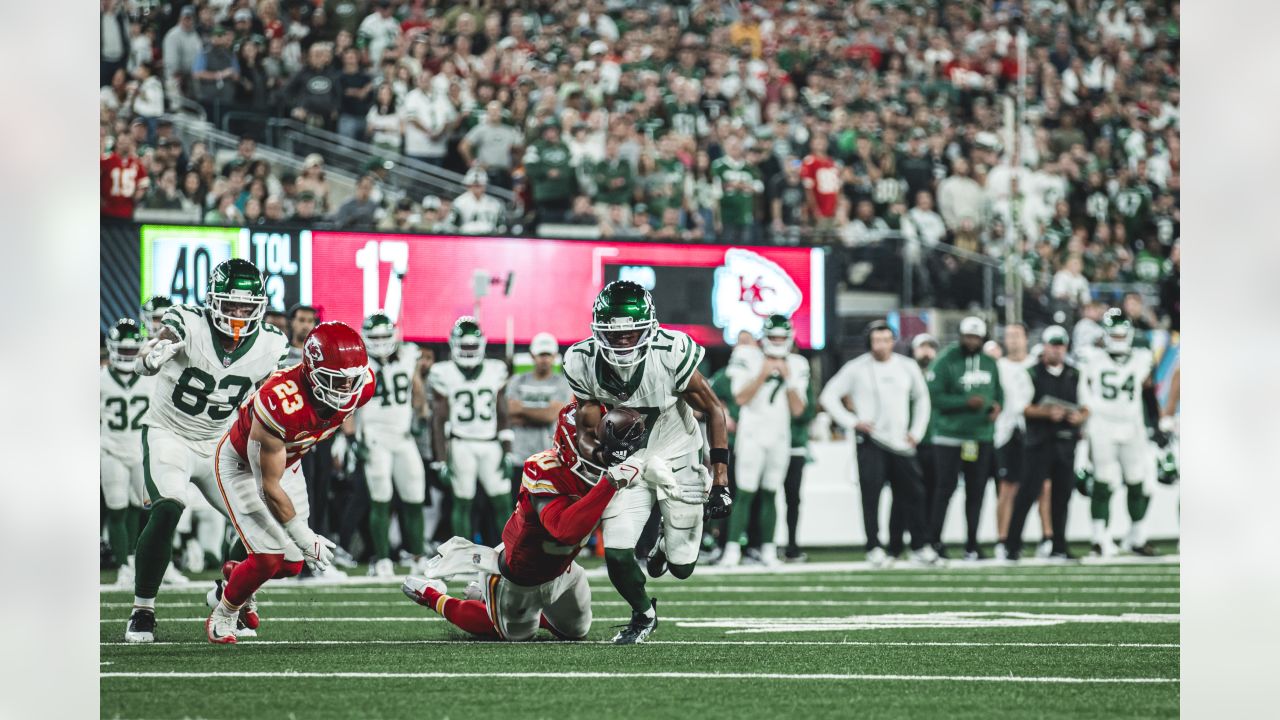 Garrett Wilson: Jets Offense 'Took a Step' vs. Chiefs in Week 4 Loss