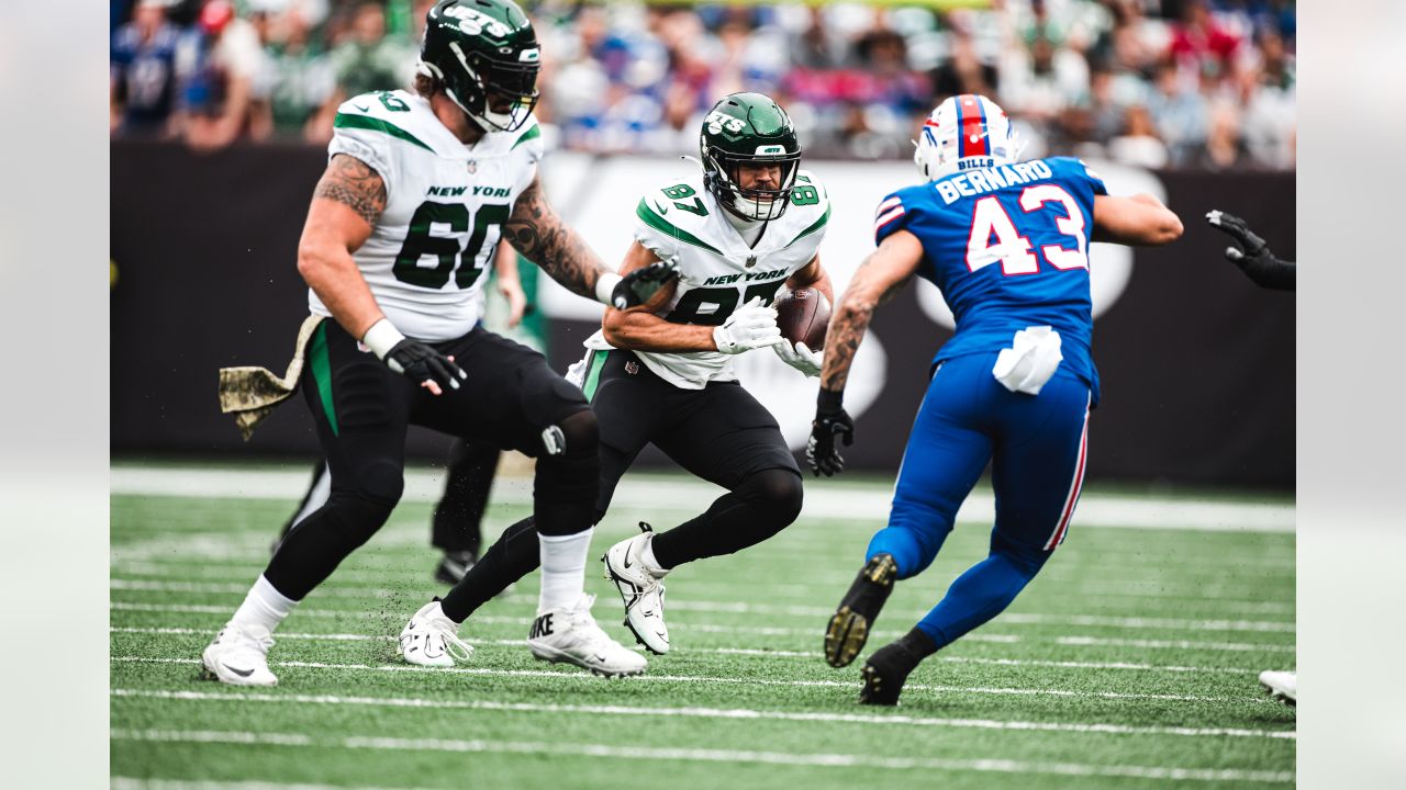 Jets-Bills Game Recap  Jets, Zach Wilson Rush to Great 20-17 Victory over  Josh Allen & Bills