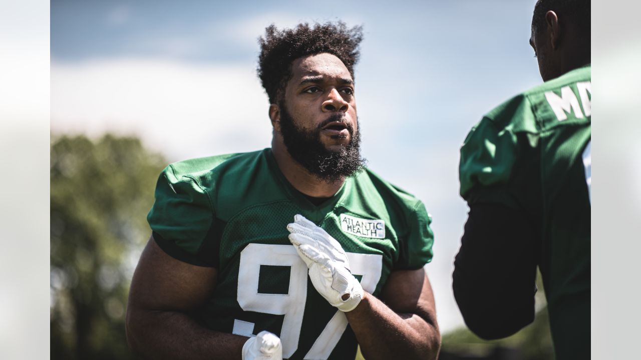 New York Jets safety Tony Adams (22) walks off the field after an NFL pre- season game against the Philadelphia Eagles, Friday, Aug. 12, 2022, in  Philadelphia. (AP Photo/Rich Schultz Stock Photo - Alamy