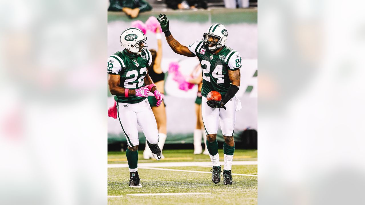 Darrelle Revis Named a First-Year Nominee for the Pro Football