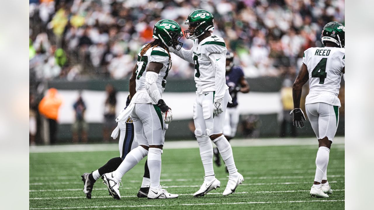 Examining another potential New York Jets Quarterback: Lamar Jackson of the Baltimore  Ravens and perceived injury risk - Gang Green Nation