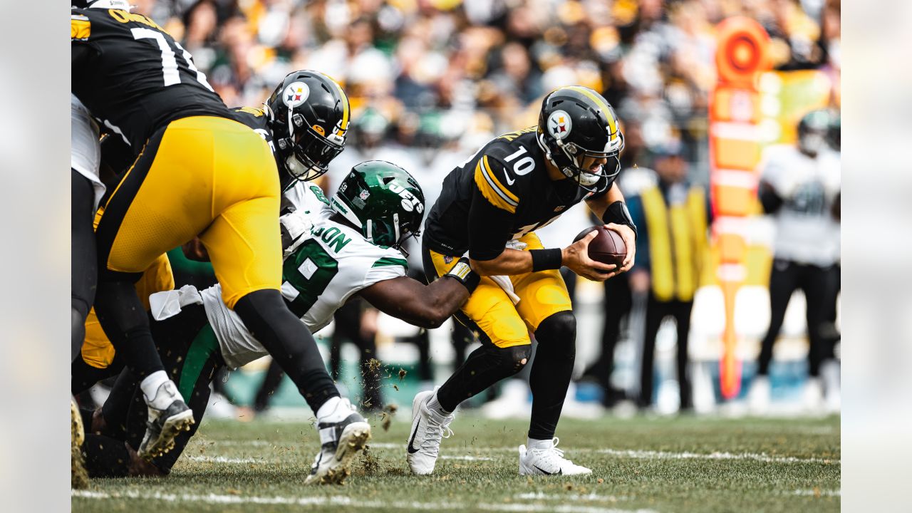 Jets at Steelers 3 Takeaways  Alijah Vera-Tucker, Nate Herbig Provide  'Stabilizing Combination' on OL