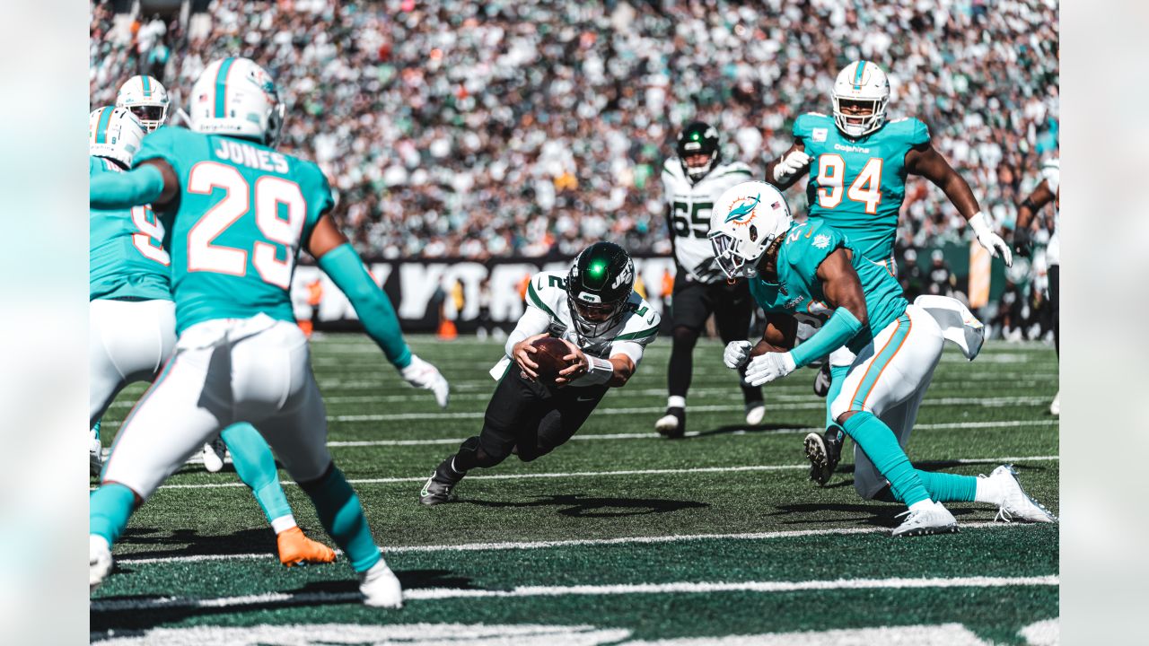 Takeaways as Jets blow past Dolphins in fourth quarter