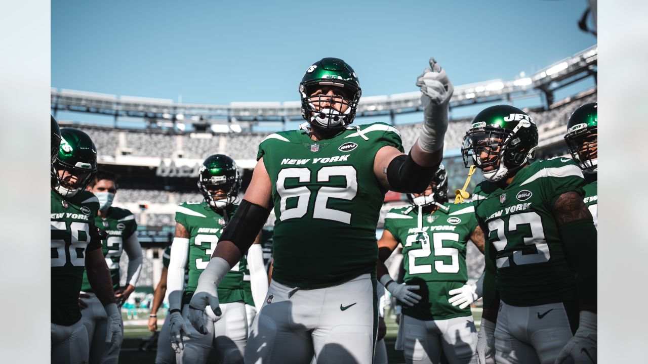 Jets Offensive Line Look Ahead: Mekhi Becton & Co. Aim to Build on  Foundation