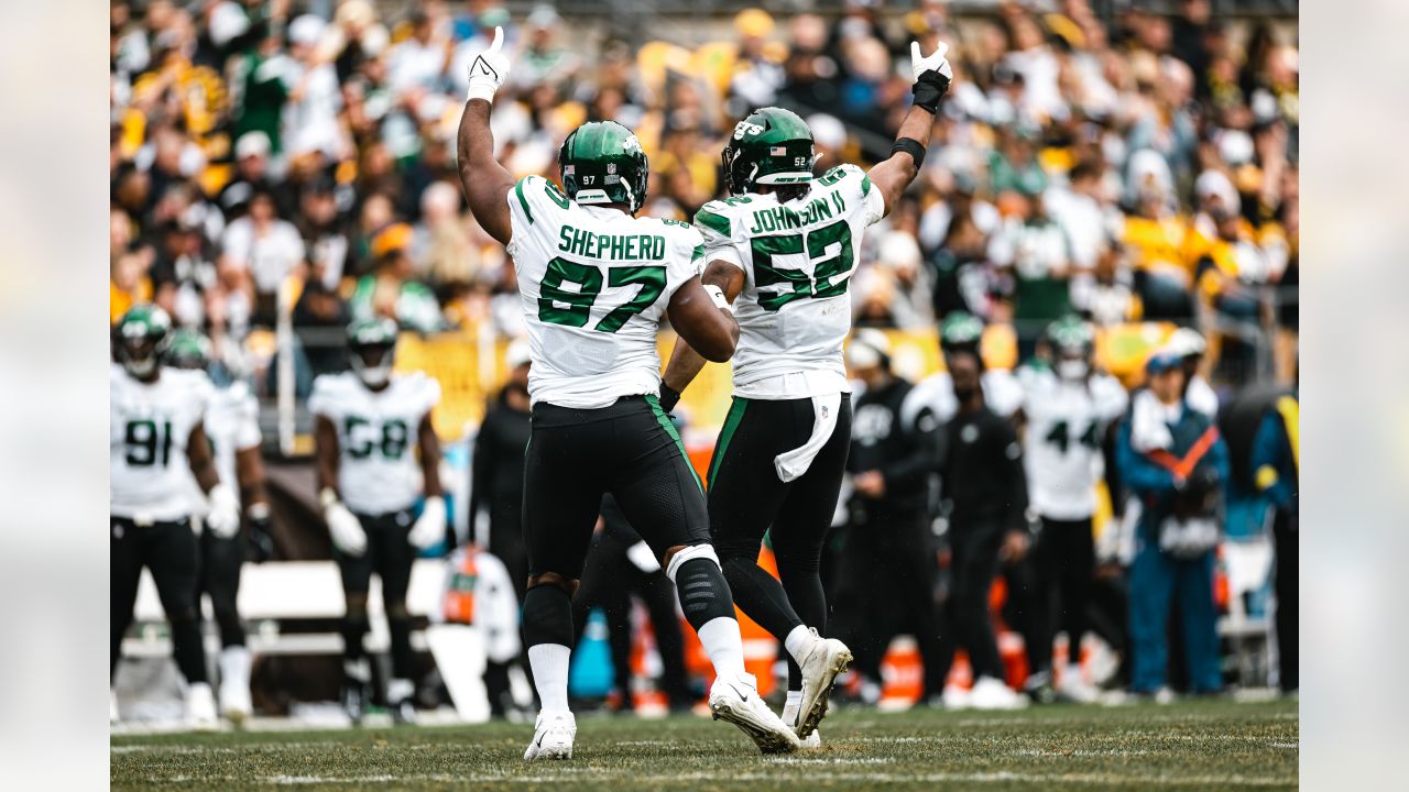 Jets at Steelers 3 Takeaways  Alijah Vera-Tucker, Nate Herbig Provide  'Stabilizing Combination' on OL