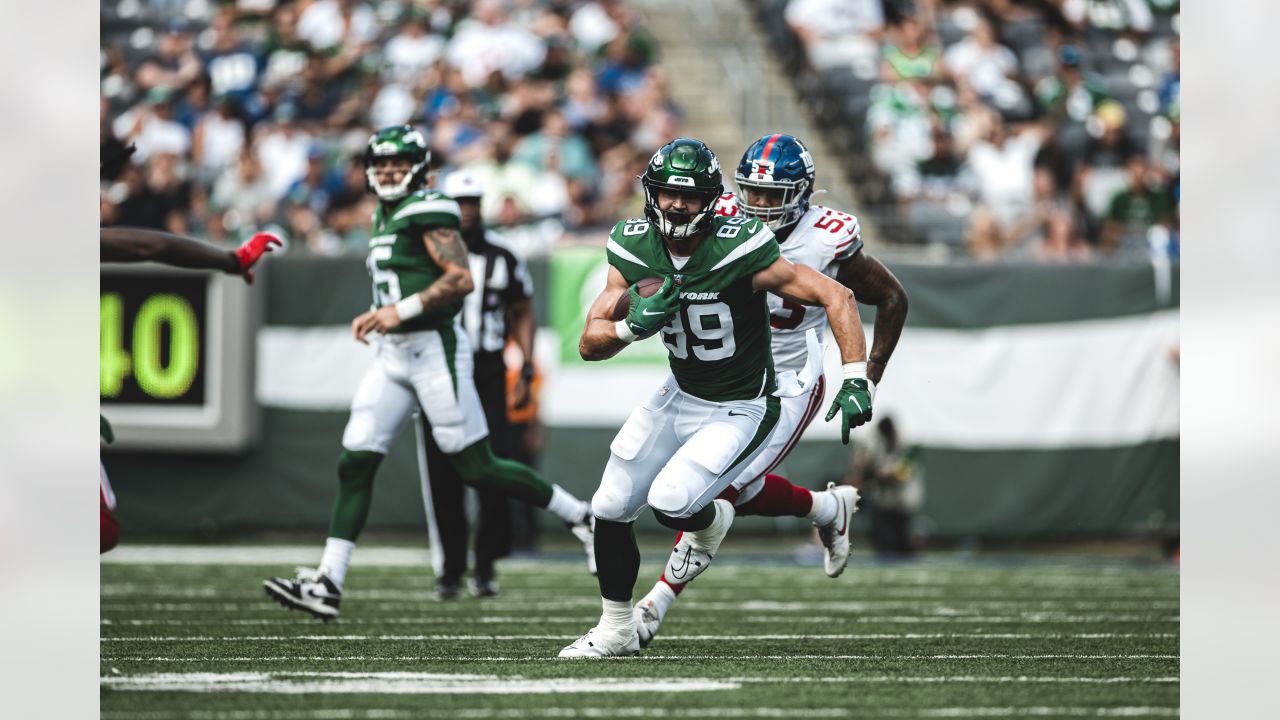 Photo: New York Jets Max Mitchell Injured in Pittsburgh - PIT2022100223 