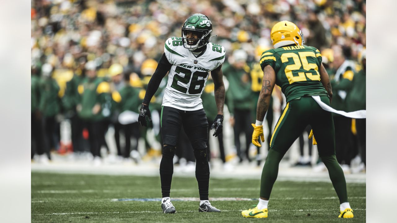 Jets stun the Packers 27-10 at Lambeau field as Packers drop to 3-3 on the  season, American Football