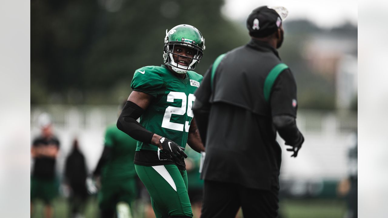 Jets rookie CB Michael Carter II has wowed Jeff Ulbrich early on