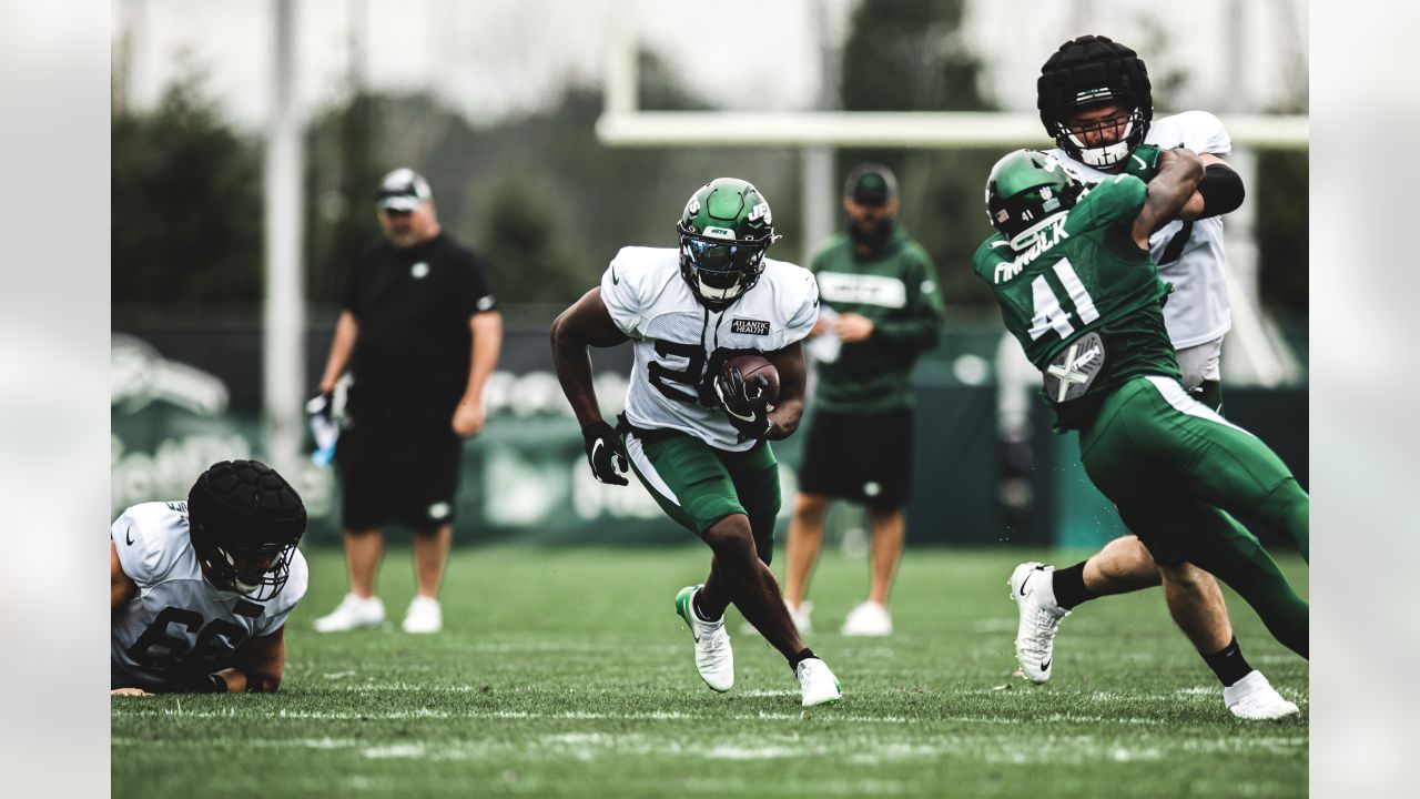 Jets rookie CB Michael Carter II has wowed Jeff Ulbrich early on