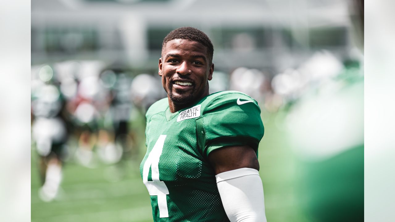 New York Jets' Denzel Mims Says He Lost 20 Lbs. from Food Poisoning