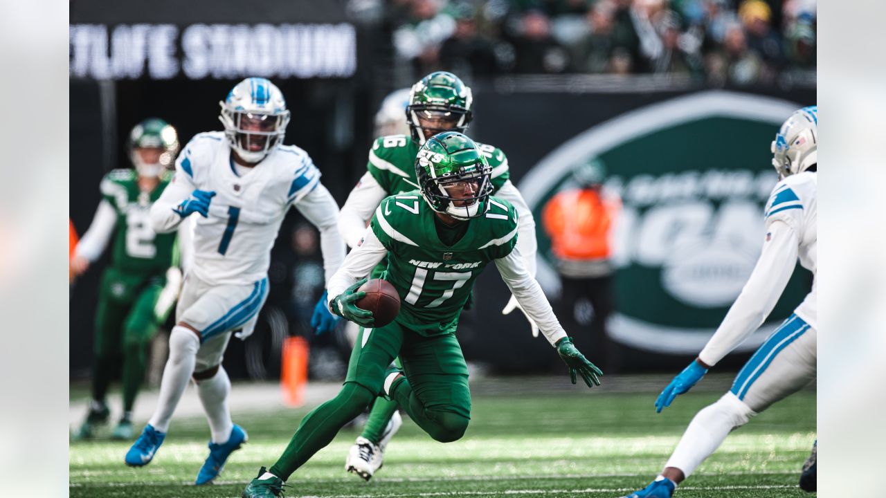 Lions vs. Jets Week 15 snap counts: Edge rushers settling into