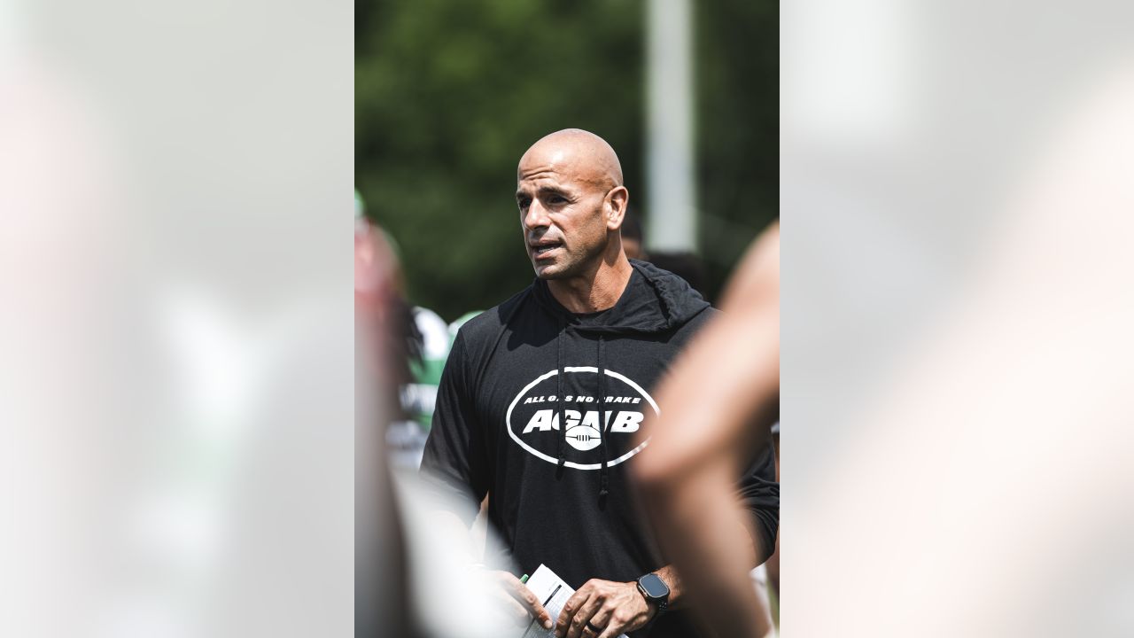 June 9, 2022, Florham Park, New Jersey, USA: New York Jets tight end Jeremy  Ruckert (89) stretches before organized team activities at the Atlantic  Health Jets Training Center, Florham Park, New Jersey.